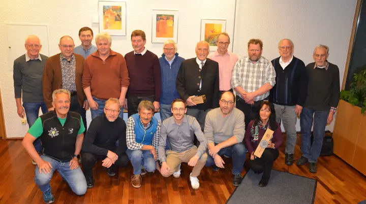 Jubilare Ortsgruppe Marktoberdorf bei der Monatsversammlung April 2026 | © Florian Sackl 