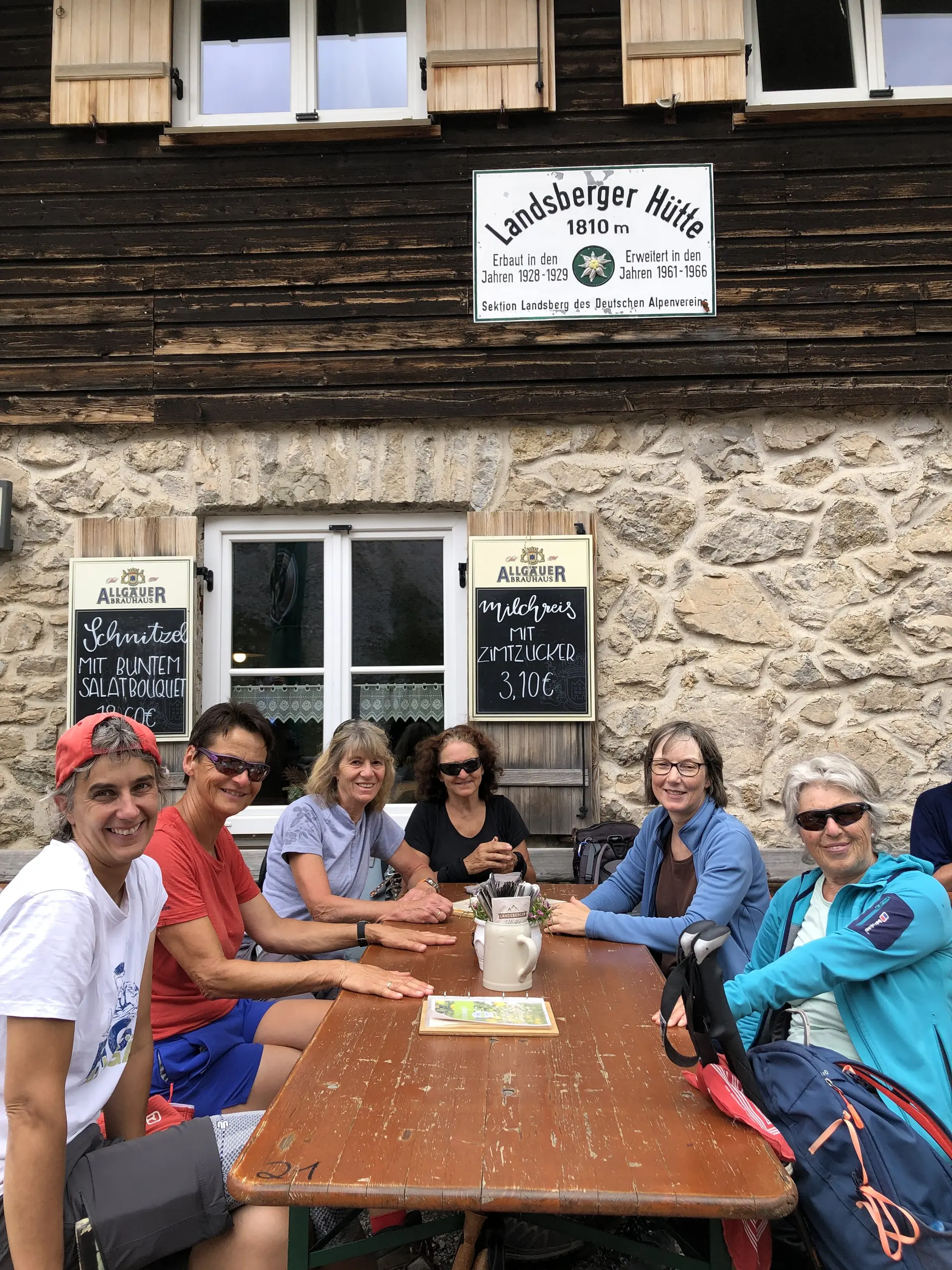 Einkehrschwung an der Landsberger Hütte  | © Dagmar Franz