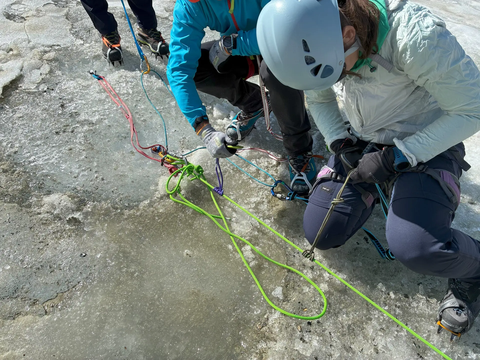 Übungen auf dem Gletscher | © Matthias Hill