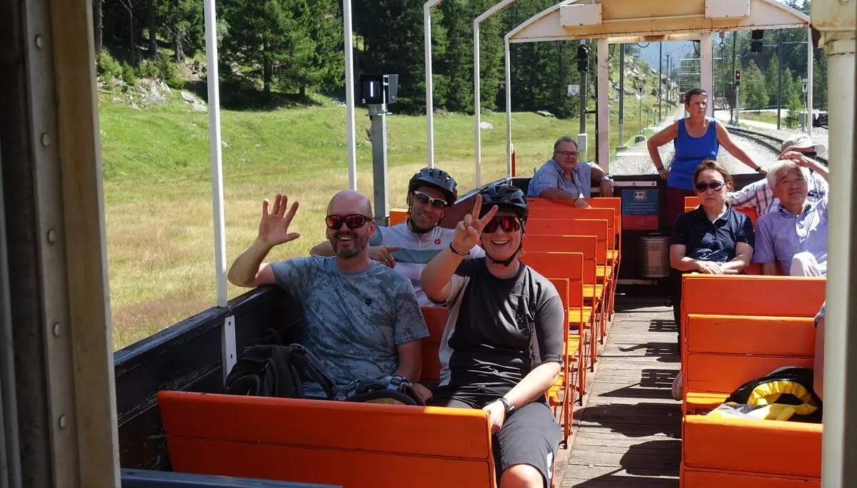 Im Cabrio-Waggon des Bernina-Express | © DAV Allgäu-Immenstadt 