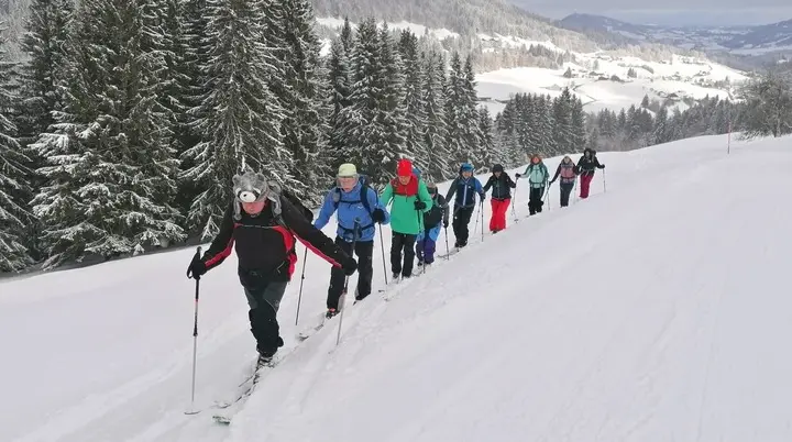 Aufstieg bei der Faschingsskitour | © DAv Allgäu-Immenstadt 