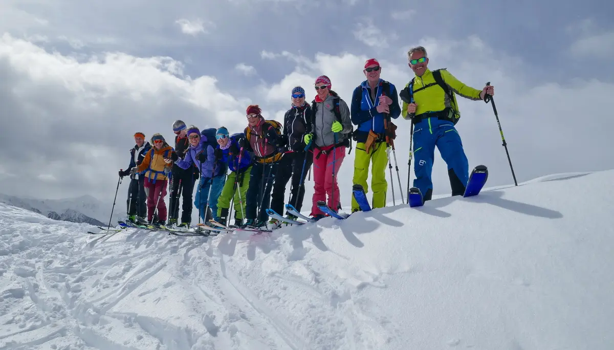 Gruppenbild während der Skitourentage im Matschertal  | © DAV Allgäu-Immenstadt 