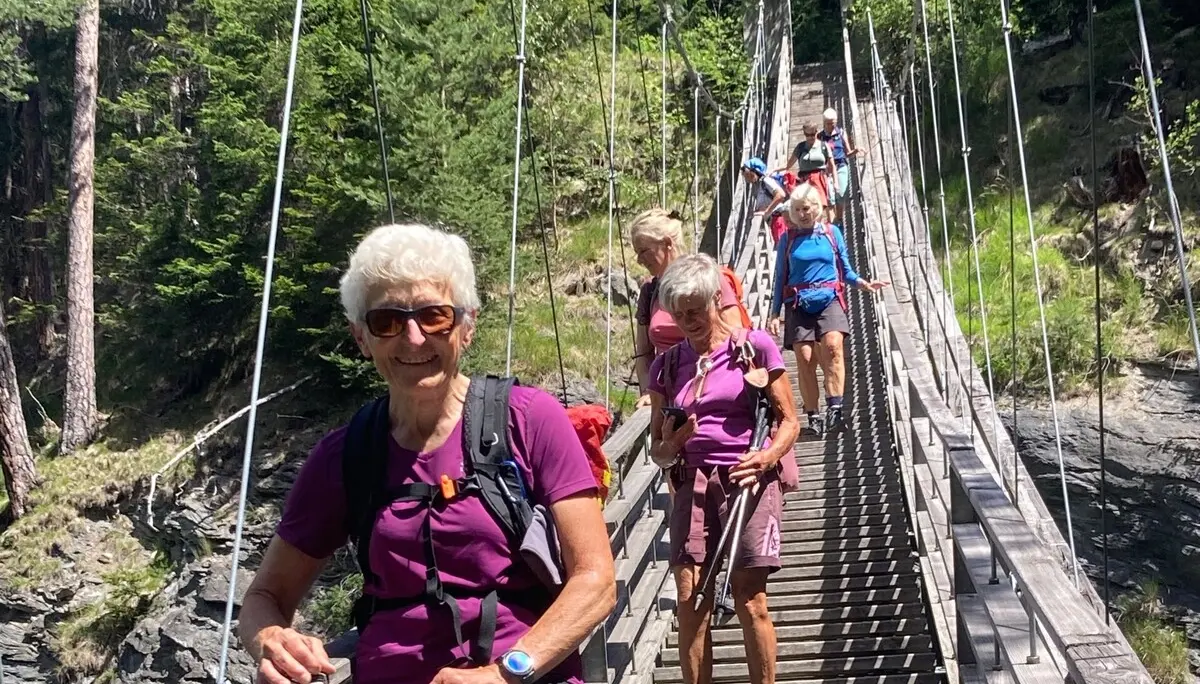 Holzbrücke mit Menschen  | © Dav Allgäu Immenstadt 