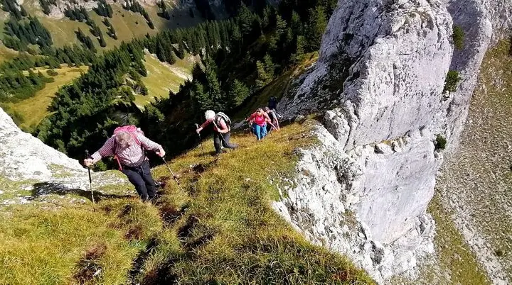 Wanderer in steilem Gelände  | © DAV Allgäu Immenstadt 