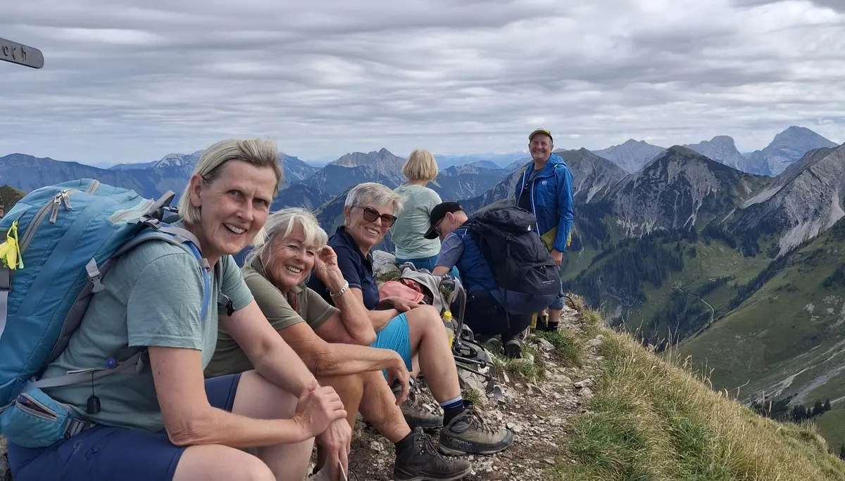Wanderer mit Schafen  | © DAV Allgäu Immenstadt 